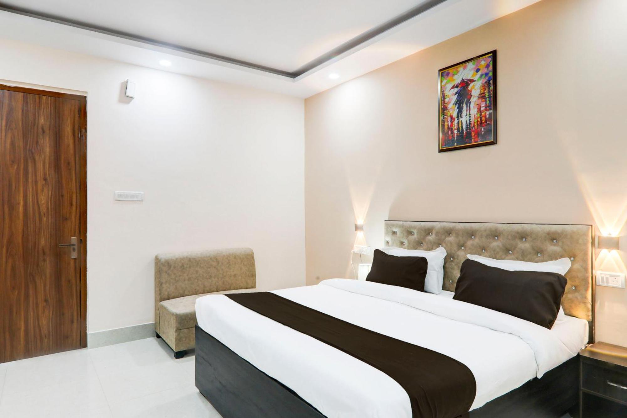 Super Townhouse Gls International Hotel Lucknow Exterior foto